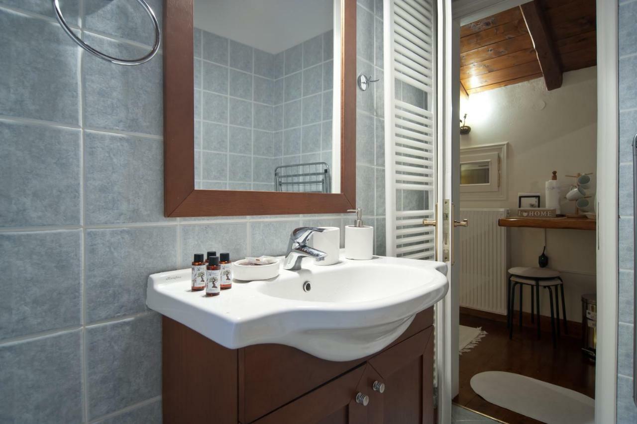 דלפי Elia Apartments Chrisso מראה חיצוני תמונה