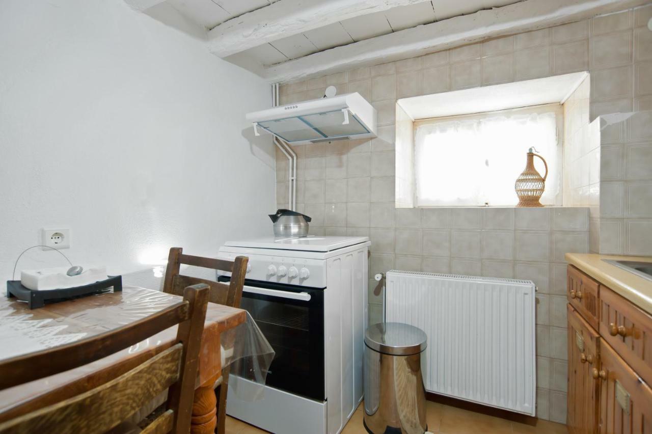 דלפי Elia Apartments Chrisso מראה חיצוני תמונה