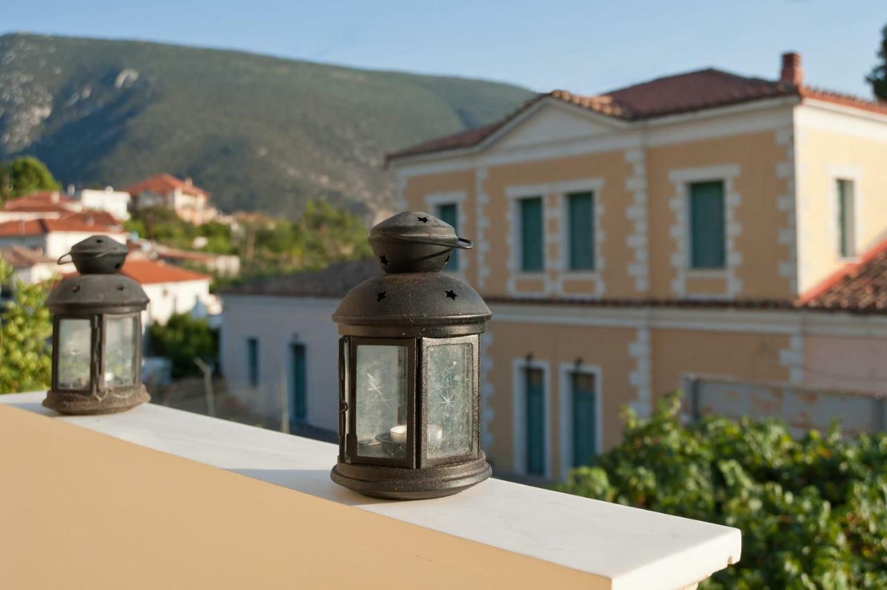 דלפי Elia Apartments Chrisso מראה חיצוני תמונה